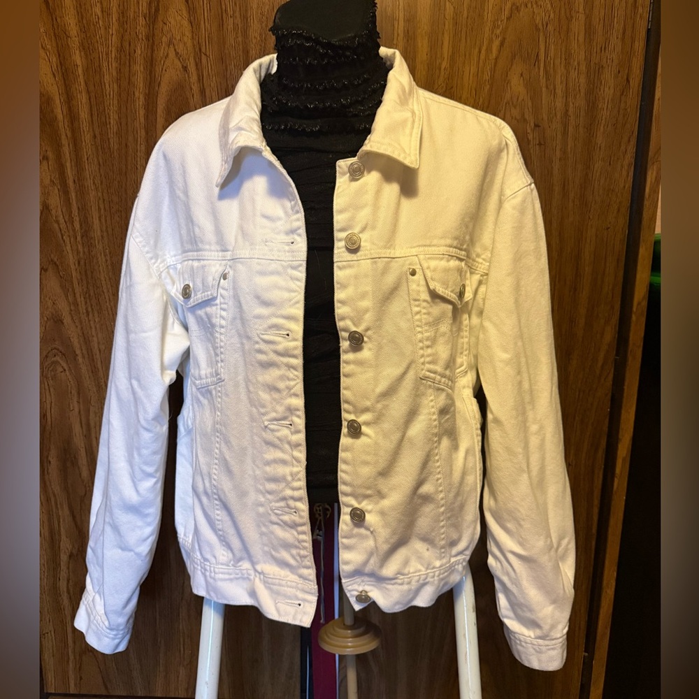 White 90s/Y2k Newport News 100% cotton Jean Jacket